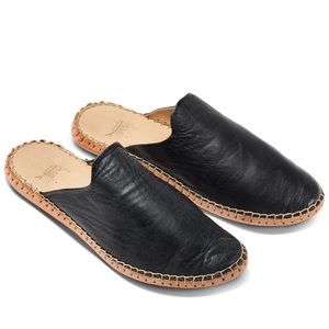 Beek Sandpiper Leather slip on, 9, EUC